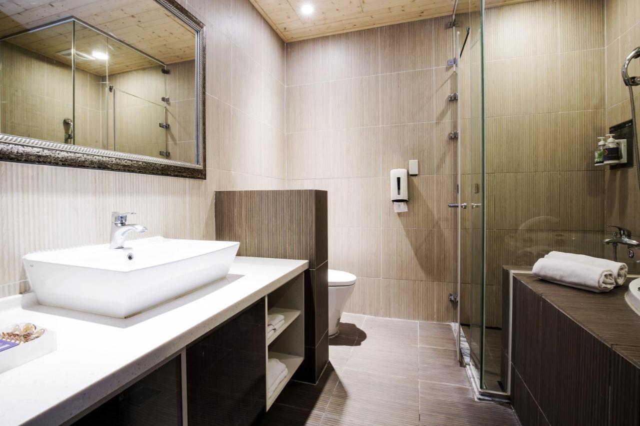 Duo Romance Hotel Hualien City Exterior foto